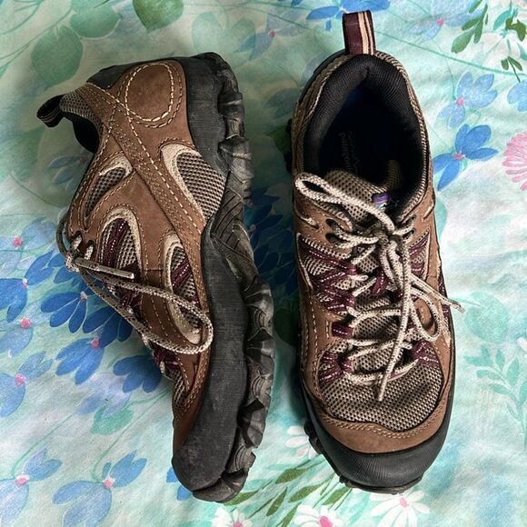 Patagonia Shoes - Patagonia Rugged A/C Drifter Hiking Shoes GUC
